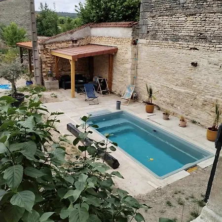 Gite rue Pasteur Is-sur-Tille Extérieur photo