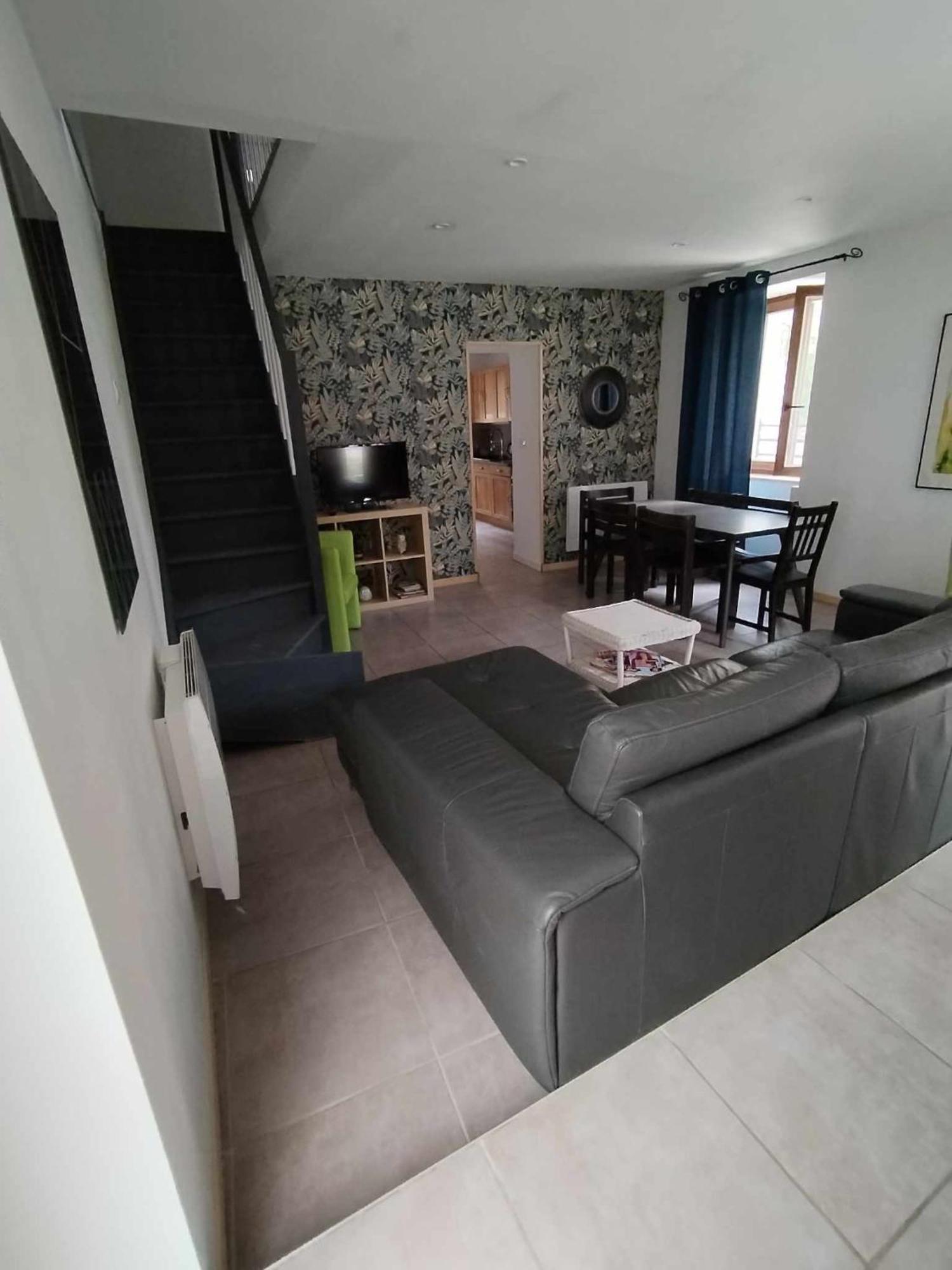 Rue Pasteur Holiday home Is-sur-Tille